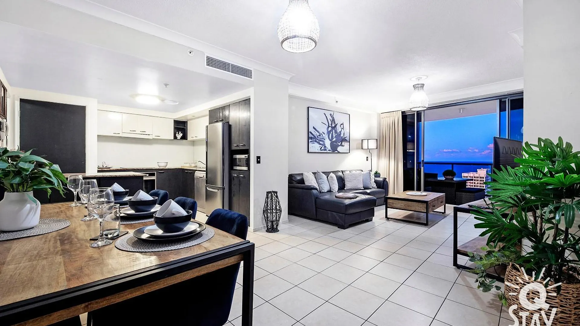 Chevron Renaissance Surfers Paradise Mid Week Madness Deal - Q Stay Gold Coast 0*,  Australia