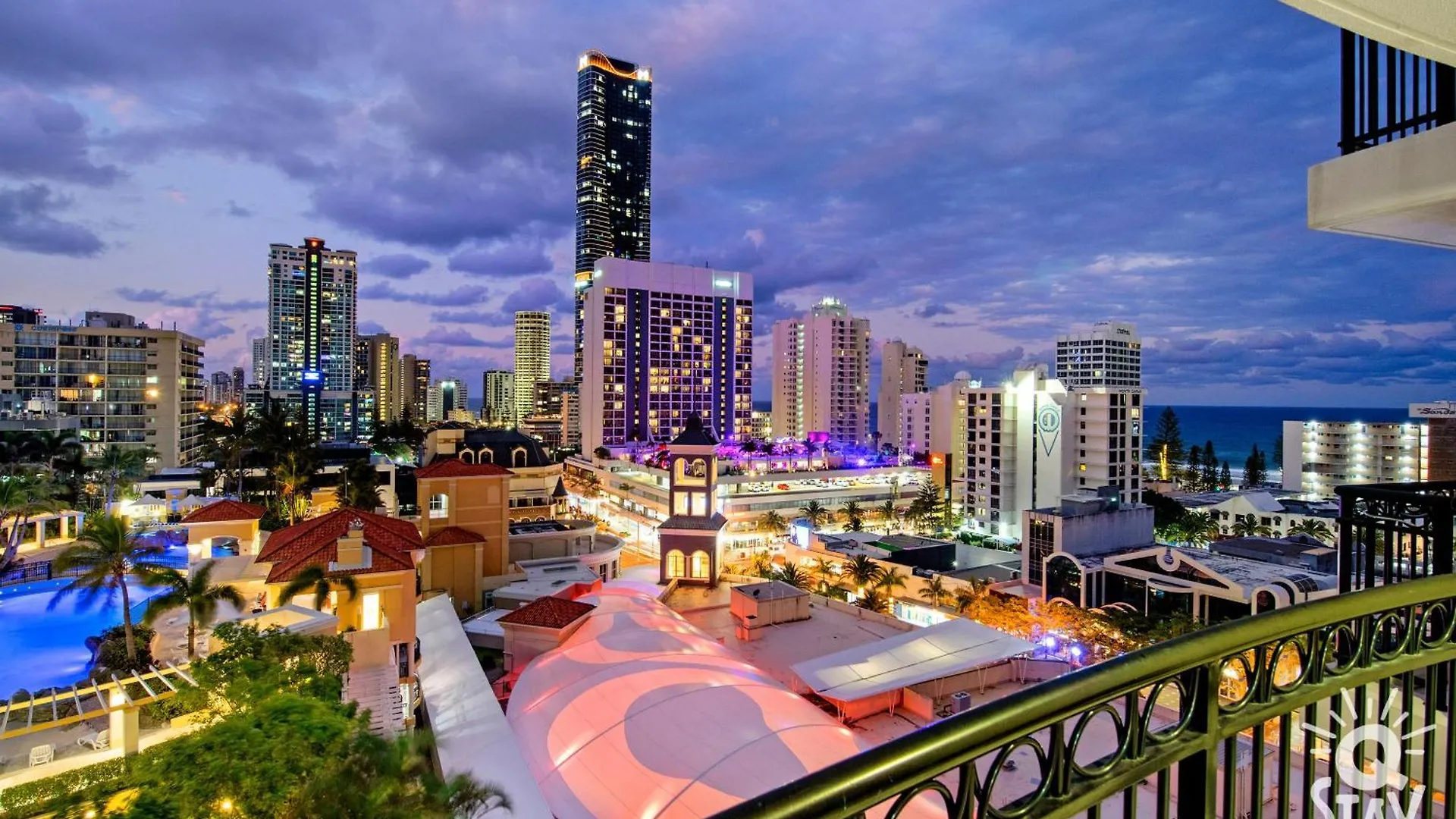 Apartment Chevron Renaissance Surfers Paradise Mid Week Madness Deal - Q Stay Gold Coast Australia