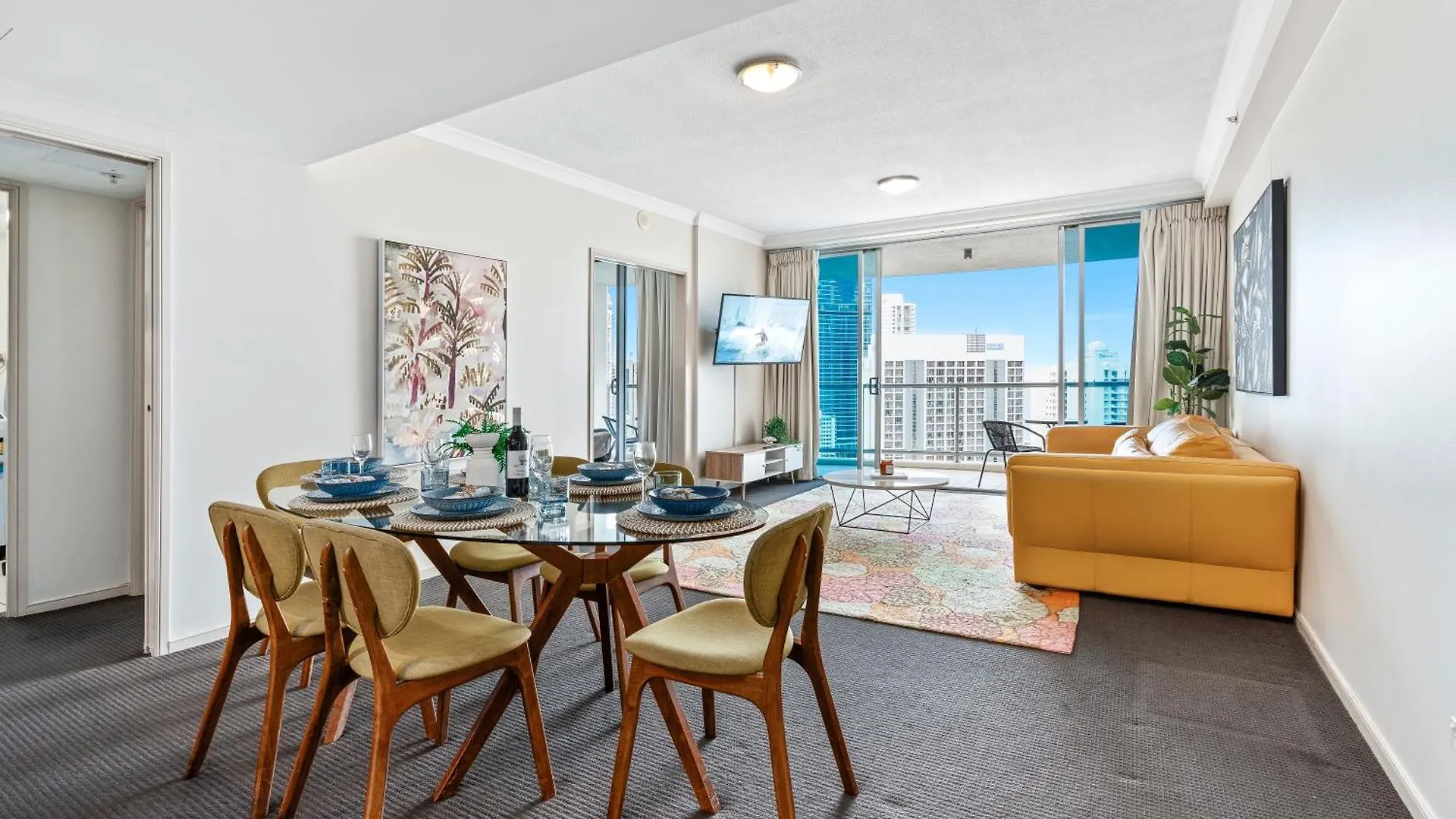 Chevron Renaissance Surfers Paradise Mid Week Madness Deal - Q Stay Gold Coast
