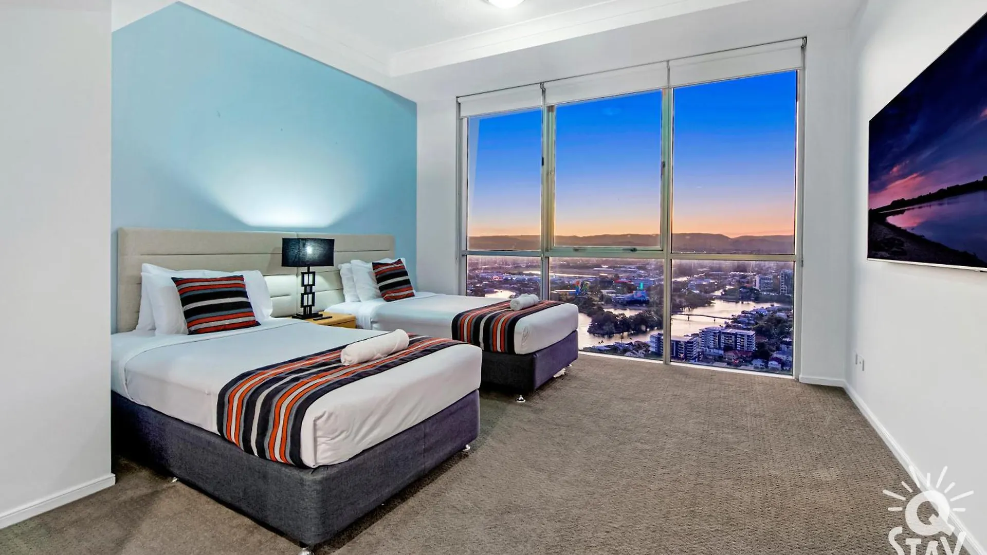 Chevron Renaissance Surfers Paradise Mid Week Madness Deal - Q Stay Gold Coast