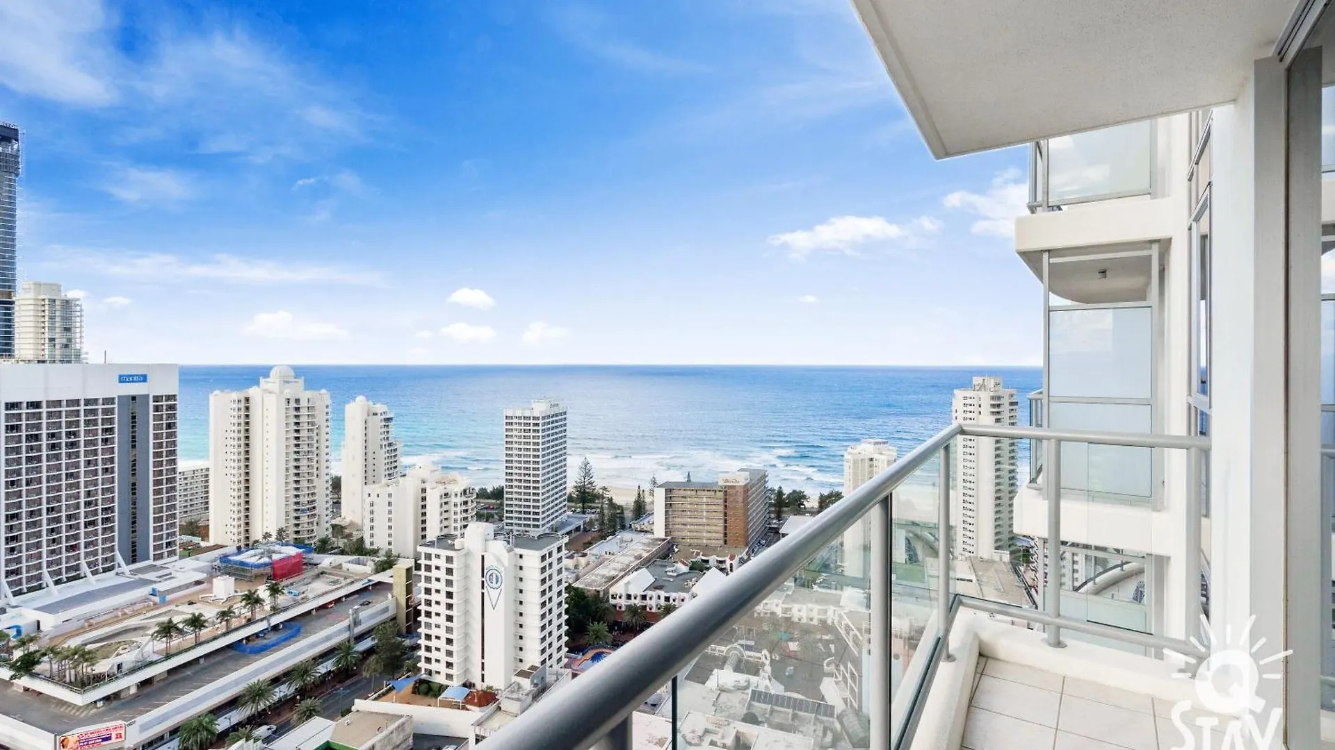 Chevron Renaissance Surfers Paradise Mid Week Madness Deal - Q Stay Gold Coast